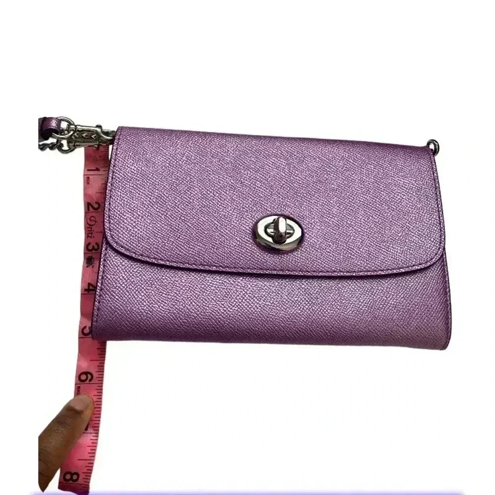 COACH Marlow Crossbody/ Wristlet/ Clutch in one in Lavender Purse